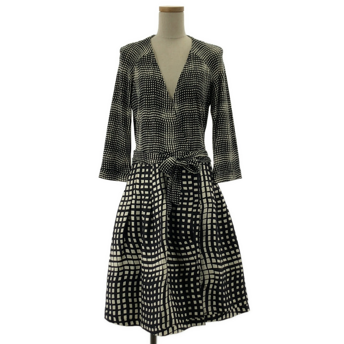DIANE VON FURSTENBERG / ダイアンフォンファステンバーグ | AMELIA TWO / 総柄 シルク ラップワンピース | 8 | ベージュ / ブラック | レディース