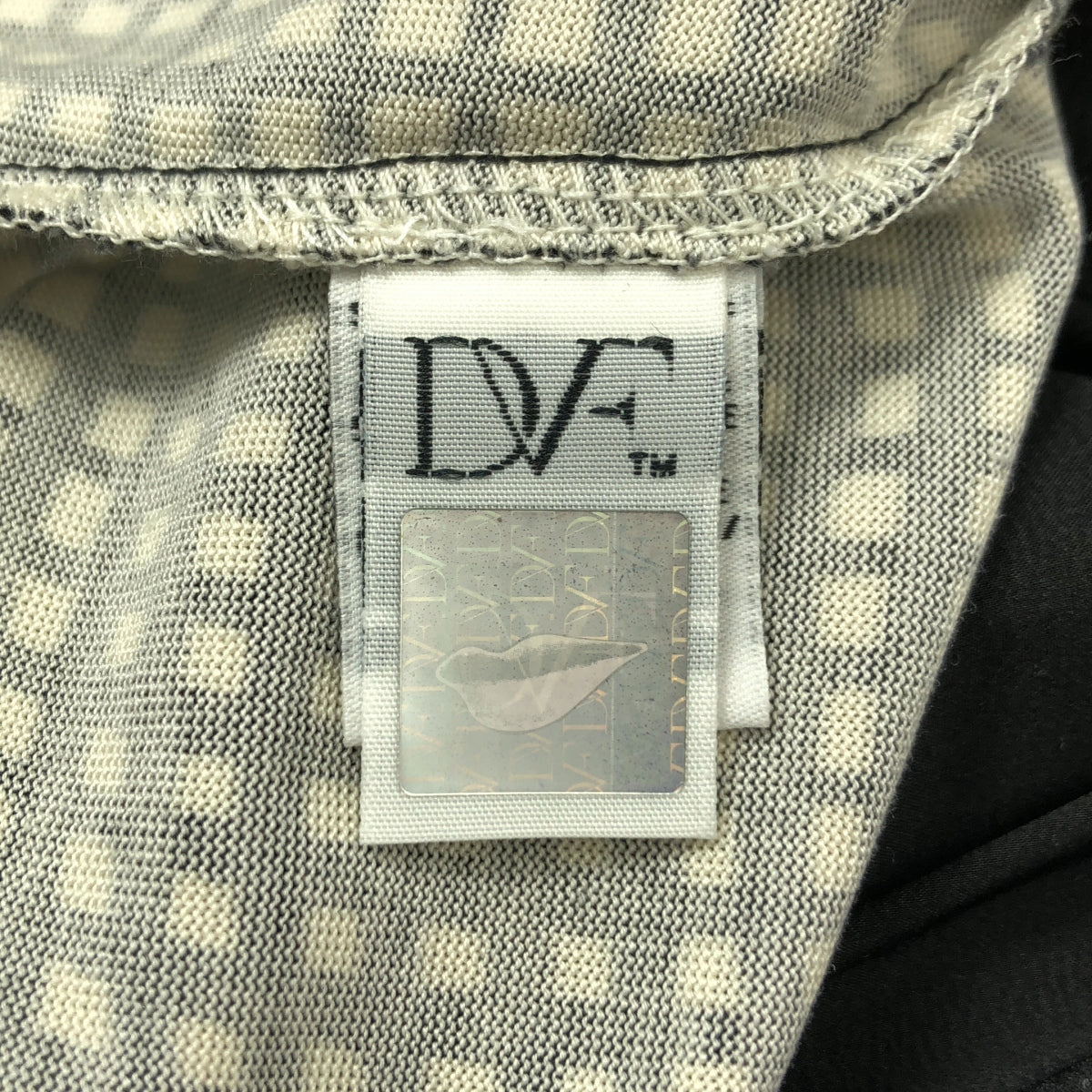 黛安馮芙絲汀寶 | AMELIA TWO | 全印花絲質裹身裙 | 8 碼 | 米色/黑色 | 女款