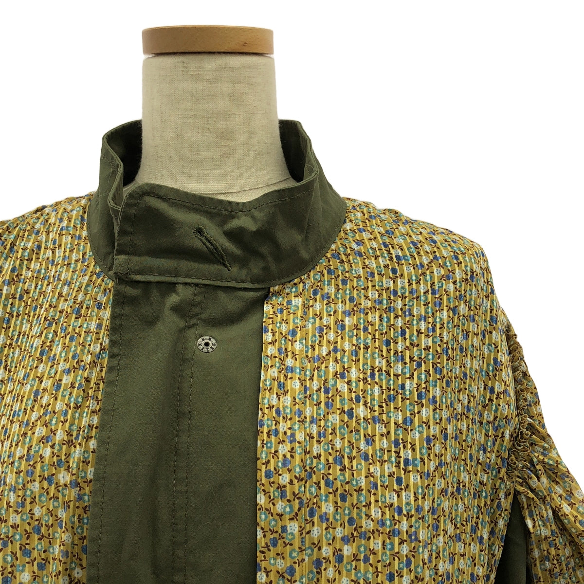 JUNYA WATANABE COMME des GARCONS / 渡邊淳彌 | 2019AW | 雙面軍裝風外套 / 可拆式風帽 / 全身圖案襯裡 | M | 卡其色 | 女款