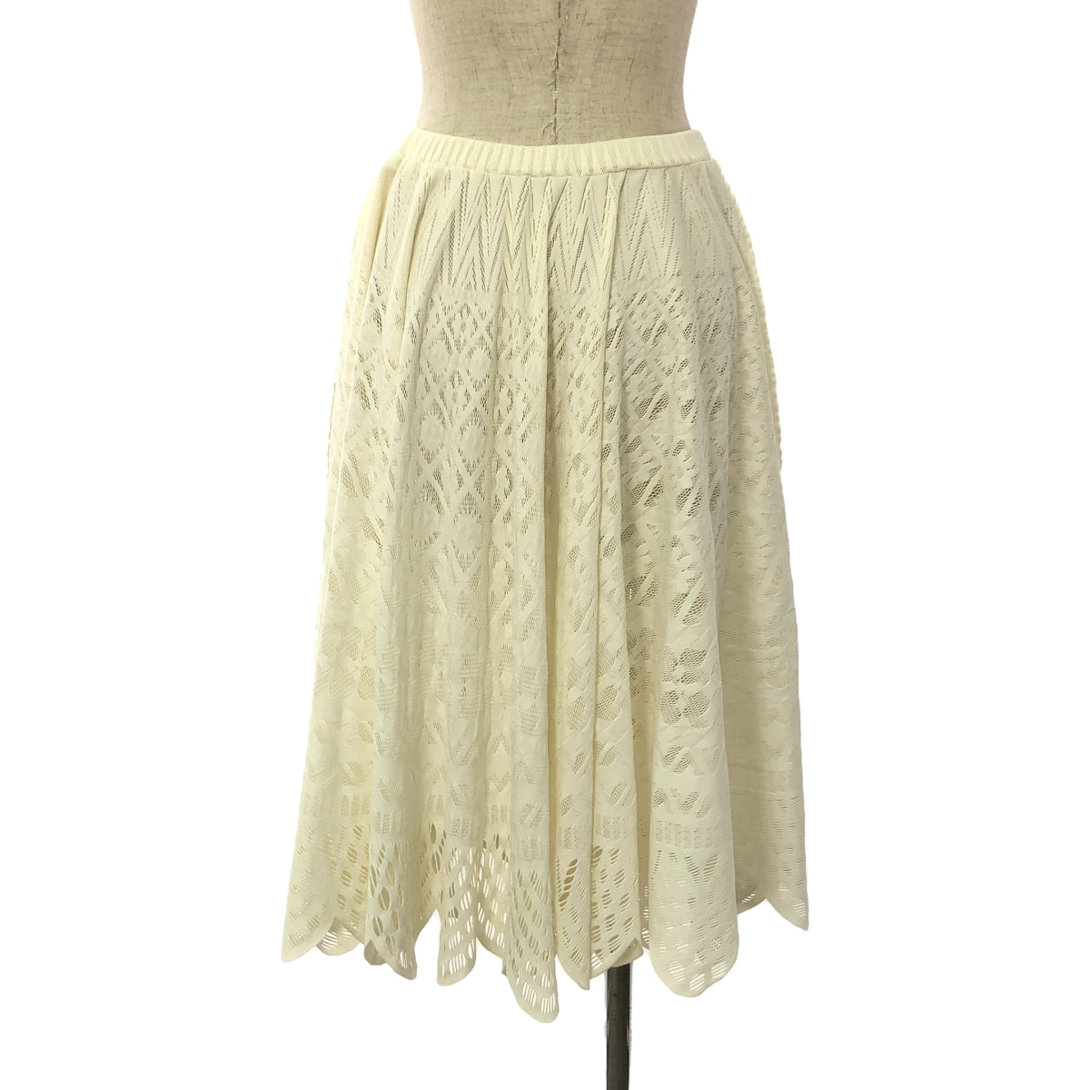 [Good Condition] ISSEY MIYAKE A-POC | Floral Cutwork Skirt | Size 3 | White | Women's