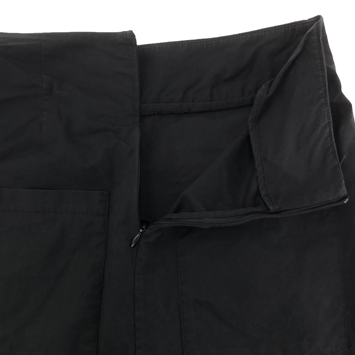 Studio Nicholson | 3-tuck waist belt pants | 0 | Black | Women's