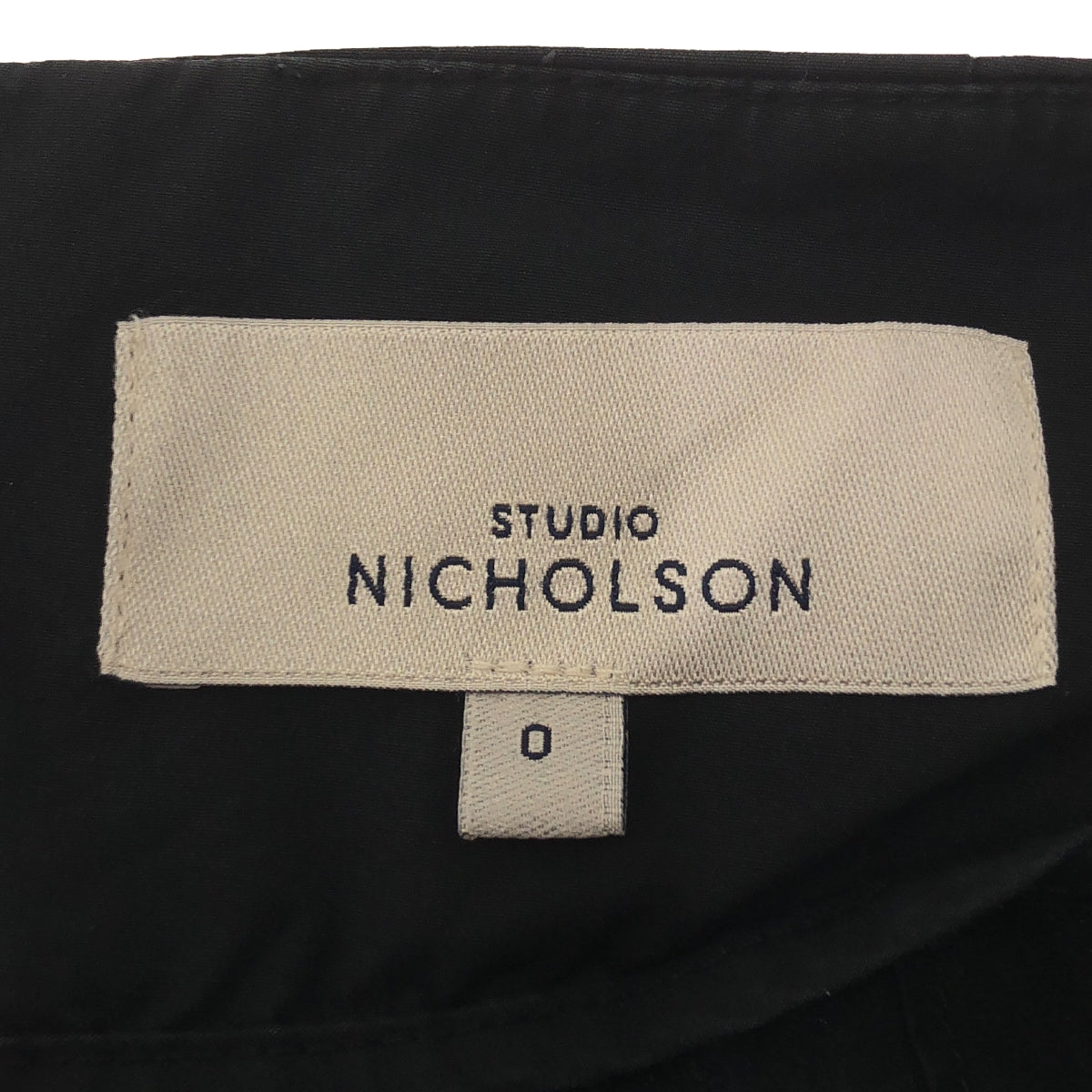 Studio Nicholson | 3-tuck waist belt pants | 0 | Black | Women's