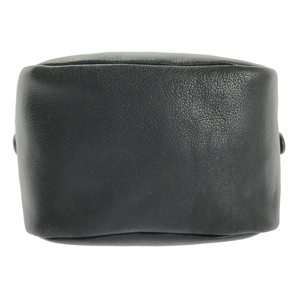 【미품】 IL BISONTE / 일비존테 | 가죽 스퀘어 핸드백 | 블랙 | 여성