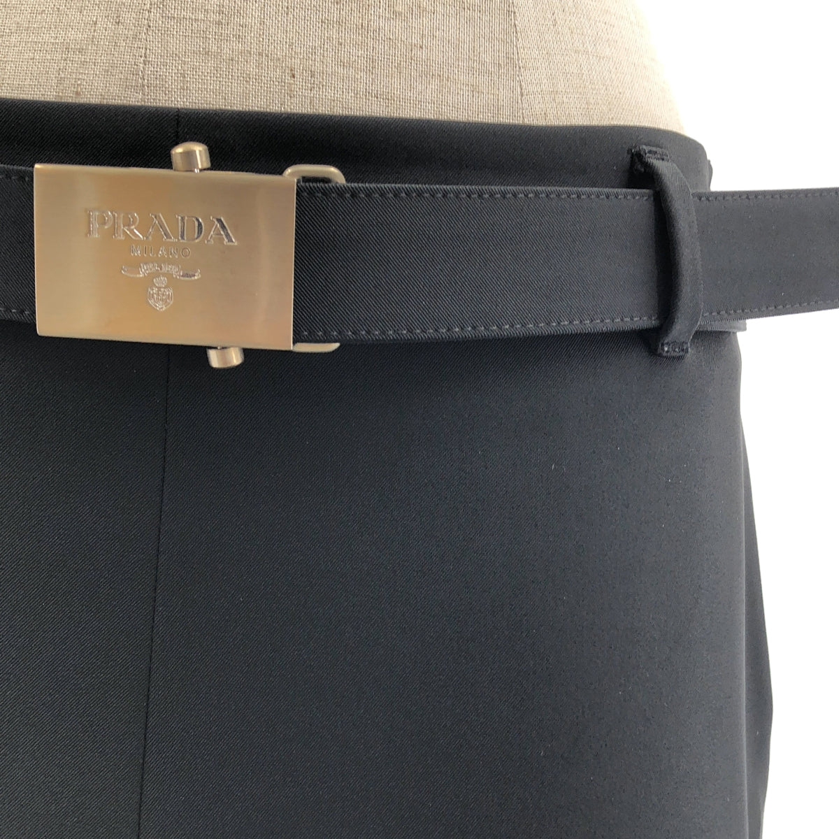 PRADA / 프라다 | 로고 버클 벨트 사이드 지퍼 스커트 | 38 | 여성