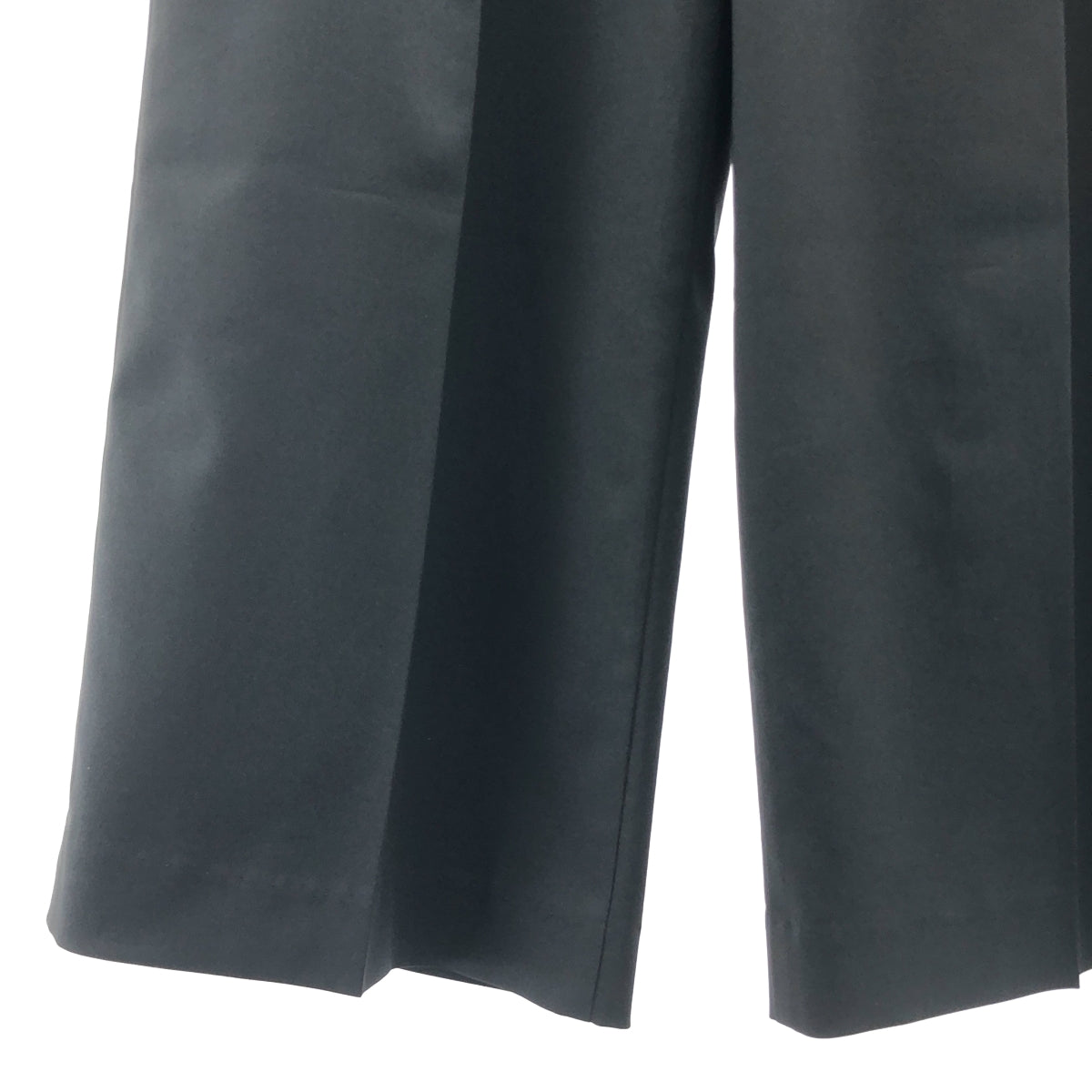 [狀況極佳] NOBLE | 2025SS | 聚酯斜紋彈性休閒褲 | 尺寸 40 | 黑色 | 女款