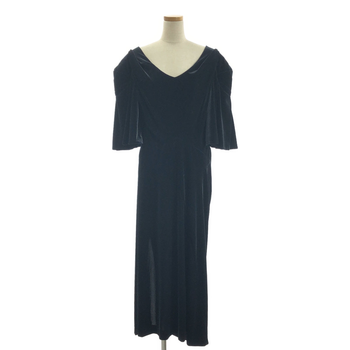 [狀況極佳] YOHEI OHNO | 天鵝絨開衩洋裝 | 有內襯 | 尺寸 36 | 黑色 | 女款