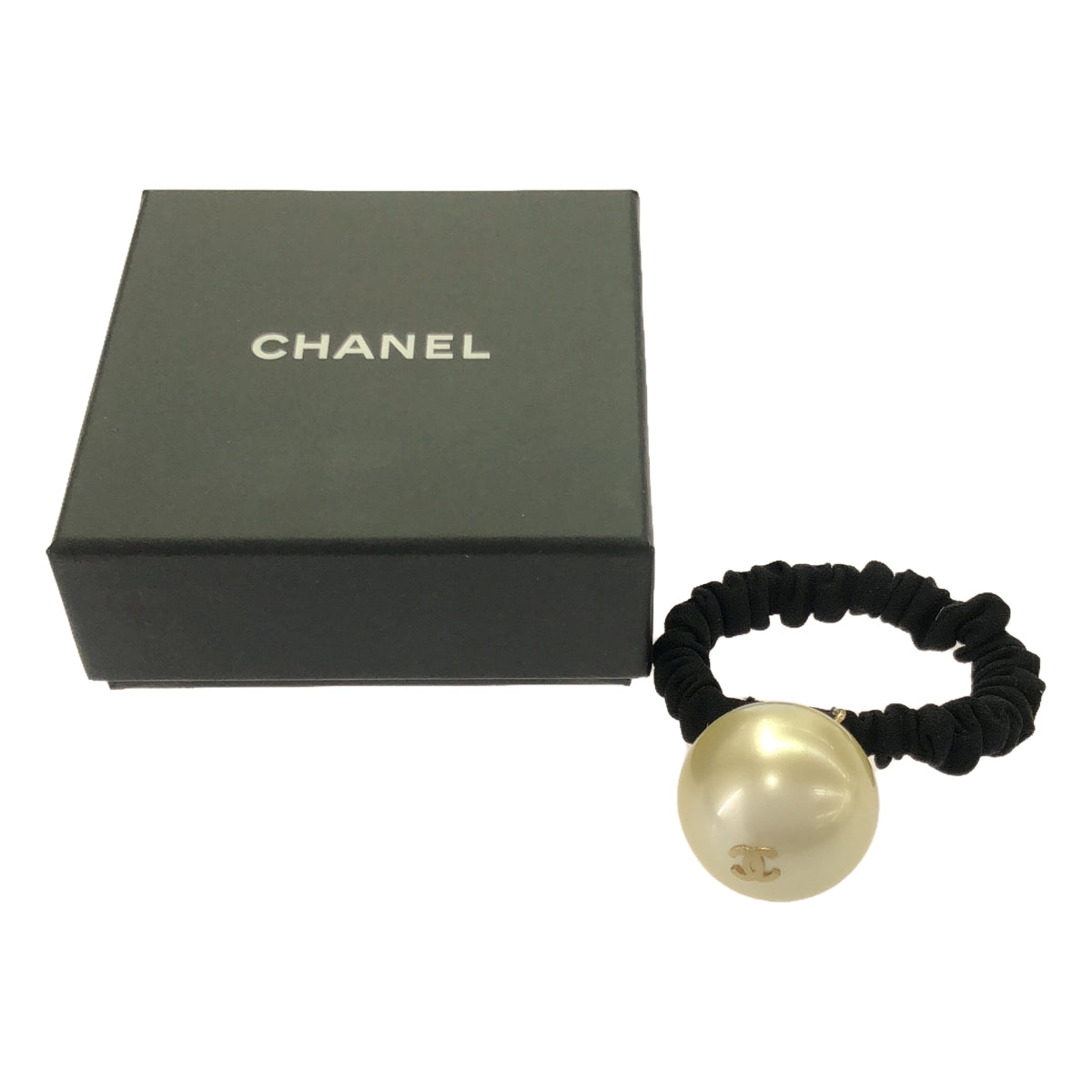 CHANEL / Chanel | Coco Mark Pearl Hair Tie / Scrunchie Accessories |