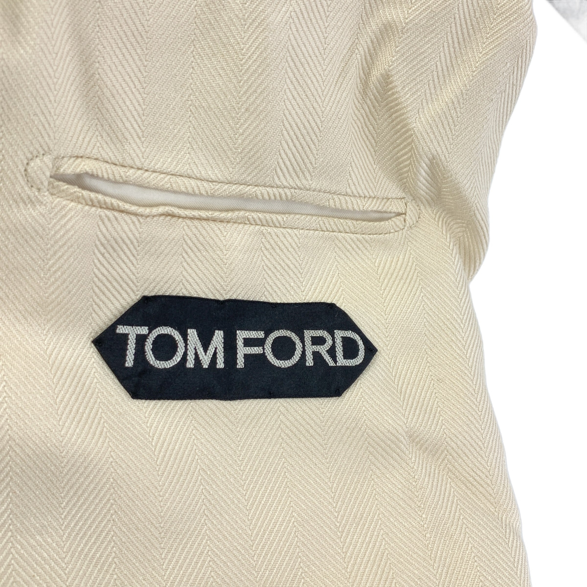 TOM FORD / 톰 포드 | 실크 혼합 헤링본 2B 피크 드래퍼 테일러드 재킷 | 44 | 아이보리 | 남성