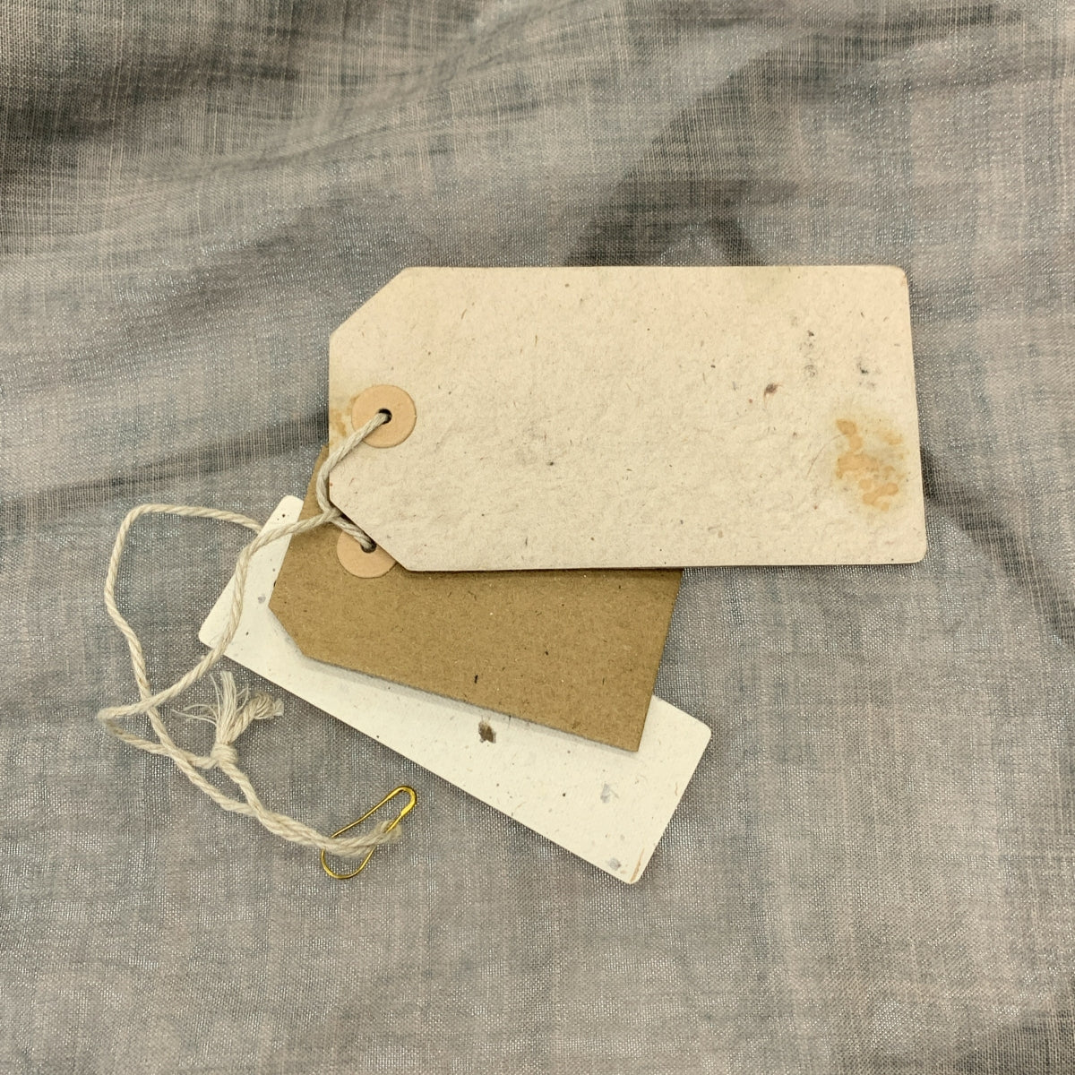 ziggy chen / 지기첸 | 2024AW | Asymmetric Pleated Shirt 울 비대칭 주름 밴드 컬러 셔츠 | 48 |