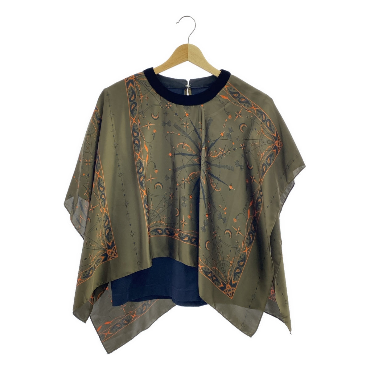 sacai | Dr. Woo Bandana Docking T卹 | 尺寸 1 | 卡其色/海軍藍 | 女款