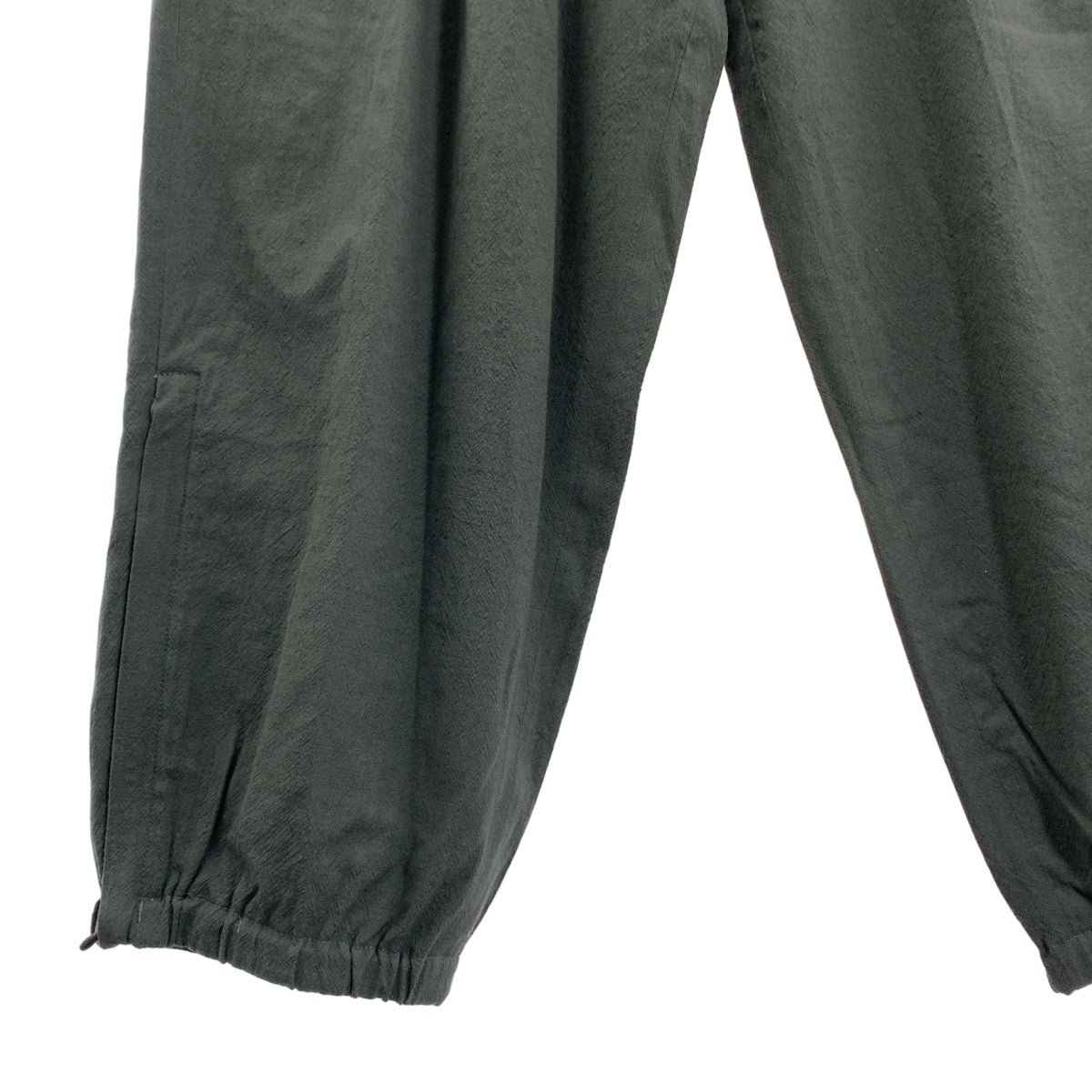 [狀況極佳] blurhms | 2023 春夏羊毛人造絲運動褲 | 抽繩闊腿休閒褲 | 3 碼 | 灰色 | 男款