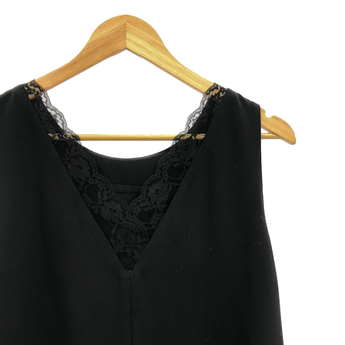 [狀況良好] 出沒 |無袖蕾絲V領連身裙 |尺寸 38 |黑色 |女性的