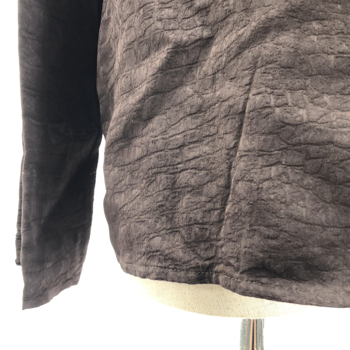 【美品】  JACQUEMUS / ジャックムス | 2025SS | Notte ロゴチャーム ジャガード ビスコース シャツ | 38 | ブラウン | レディース