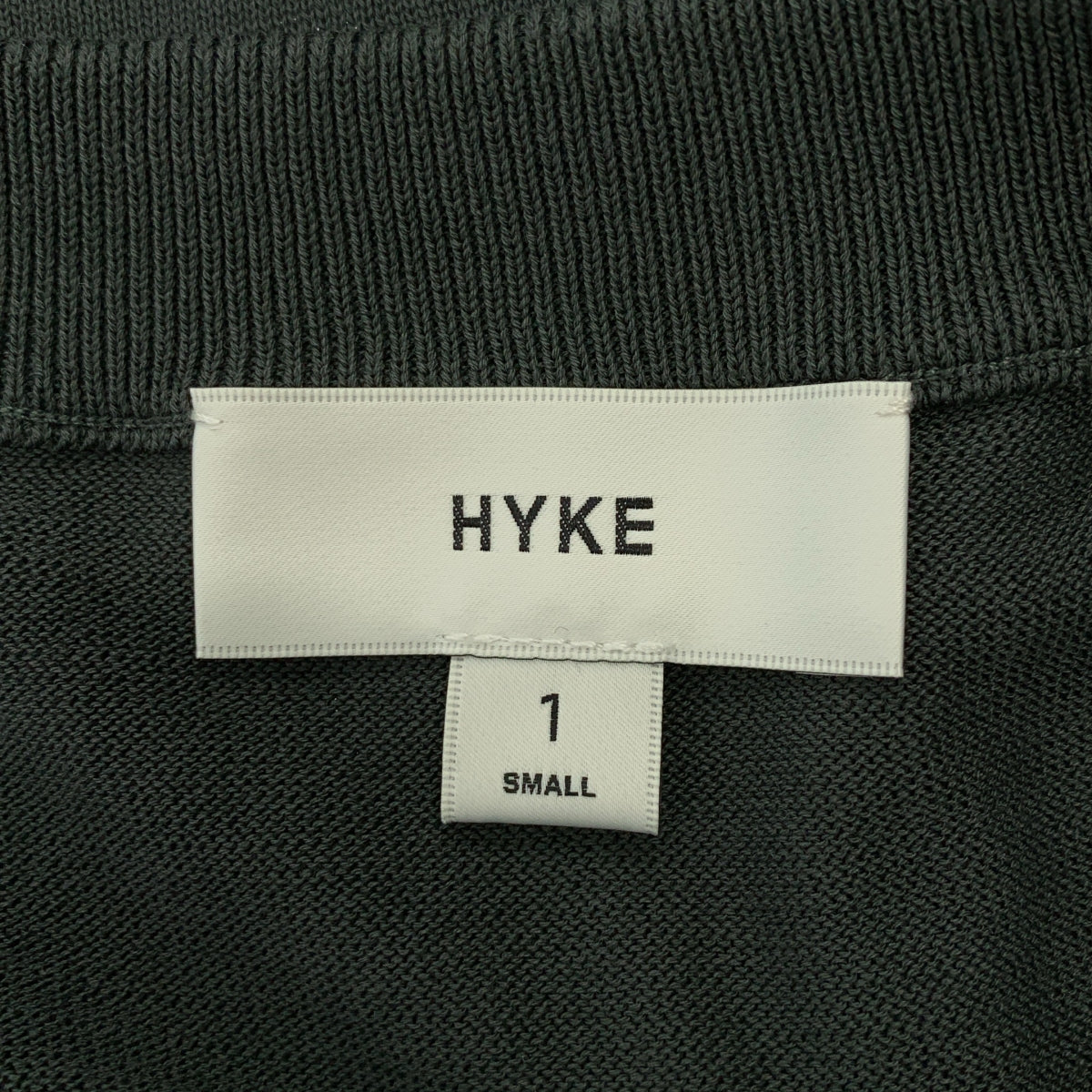 HYKE / 하이크 | 2025SS | CREW NECK CROPPED SWEATER WITH SHEER SLEEVE / 시어 슬리브 스웨트 블라우스 | 01 |
