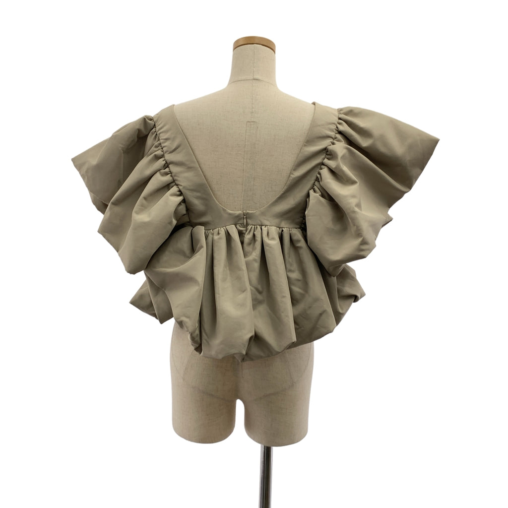 Kika Vargas / 키카 바르가스 | Chiara 래플 개더 볼륨 반소매 블라우스 | S |