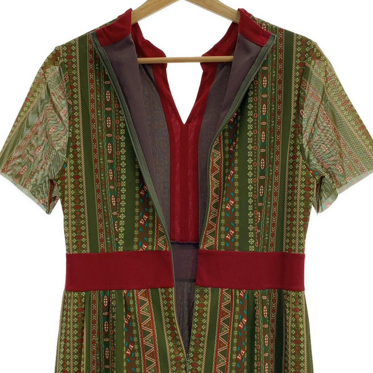 VIVIENNE TAM | 全身印花鎖眼領洋裝 | 有襯裡 | 尺寸 40 | 女款