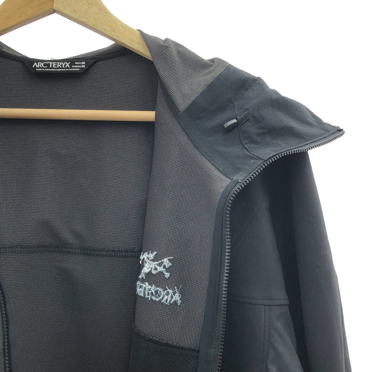 ARC'TERYX Gamma LT 連帽衫 | 男士軟殼夾克，M碼