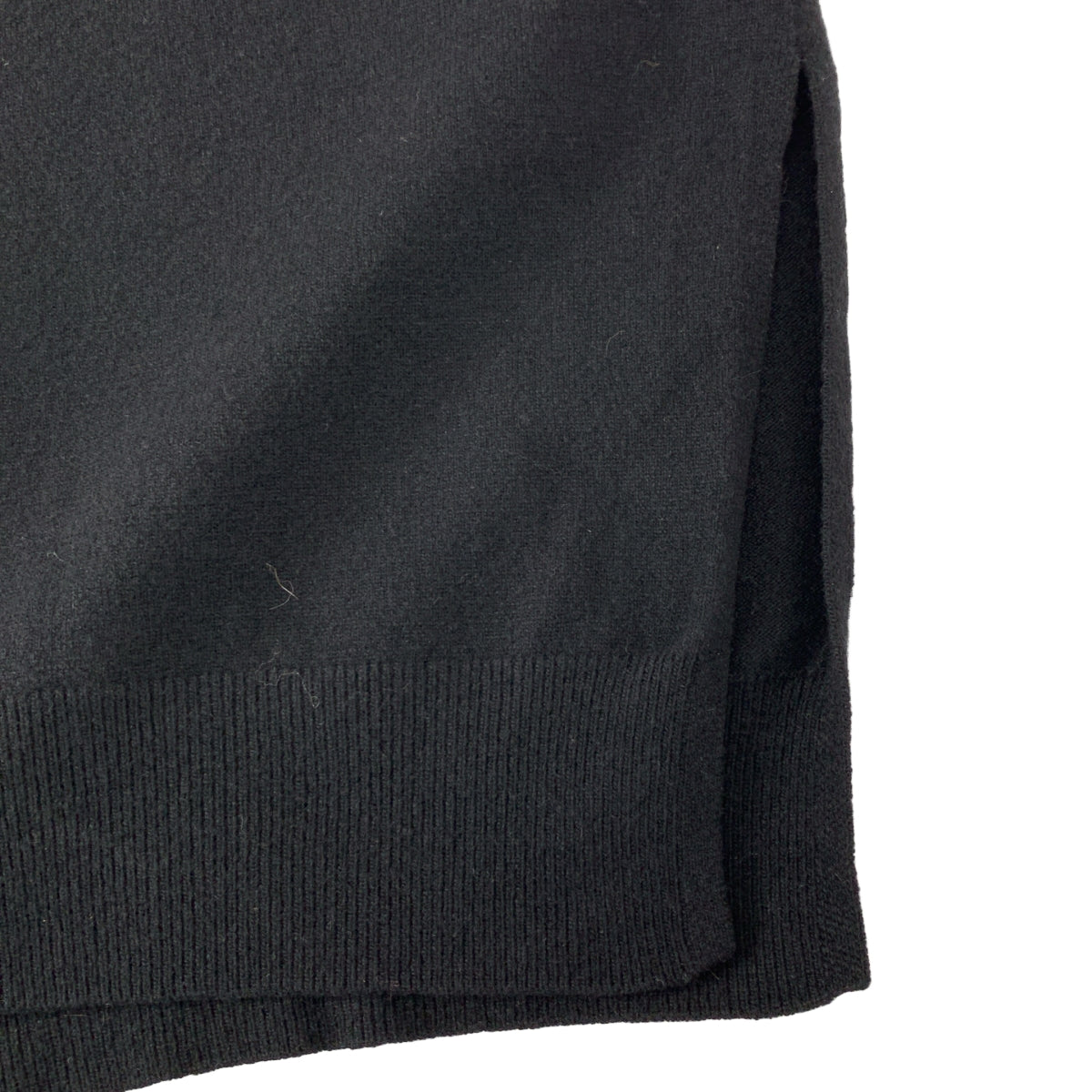 CITYSHOP / シティショップ | 2024SS | OFF-SHOULDER STRETCH SWEATER / サイドスリット ニット セーター | F | レディース