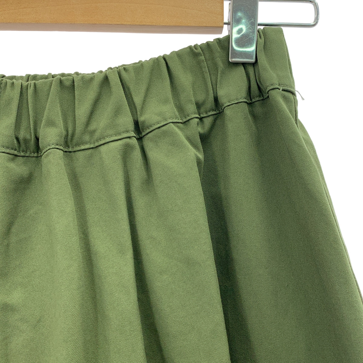 gomme / 고무 | 다른 소재 전환 티아드 이지 스커트 | M |