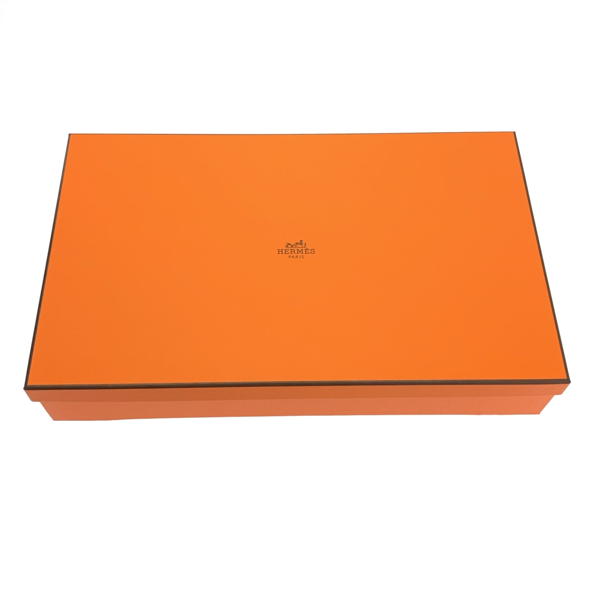 [新品] 愛馬仕 | 羊毛和羊絨針織衫，配肩扣和羊絨鏈圖案 | 38碼 | 象牙色 | 女款