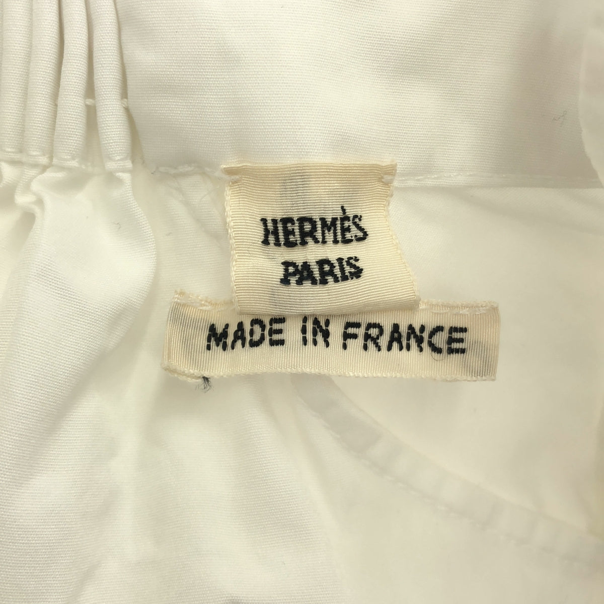 HERMES / 헤르메스 | 고르티에기 로고 버튼 백개더 스탠드 컬러 셔츠 블라우스 | 34 |