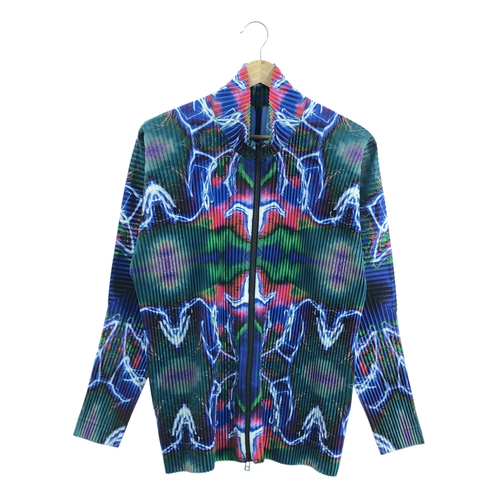 ISSEY MIYAKE MEN | 2014 秋冬系列 | 全身印花褶飾拉鍊外套 | 1 |
