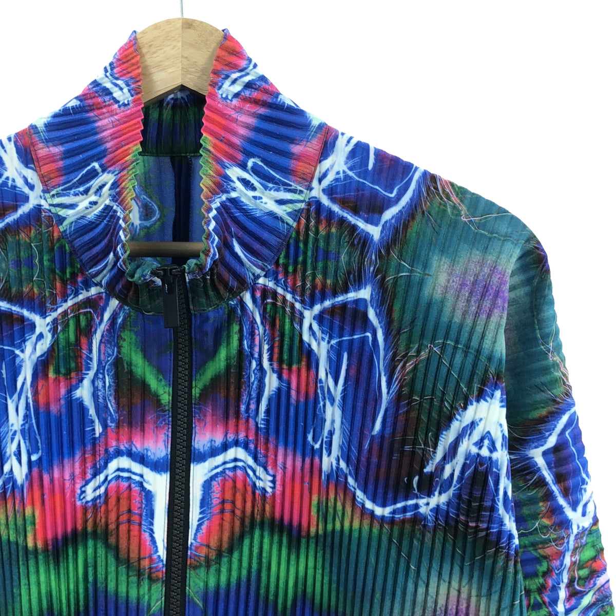 ISSEY MIYAKE イッセイミヤケ　ジャケット ISSEY MIYAKE イッセイミヤケ 21AW プリーツ ジャケット 2 グレー