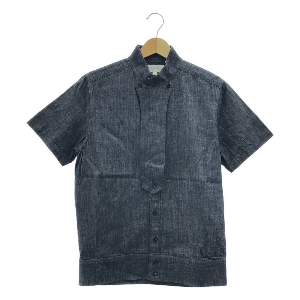 HYKE / 하이크 | 패널 장식 스탠드 컬러 S / S 샴브레이 셔츠 | 1 | 인디고 | 여성