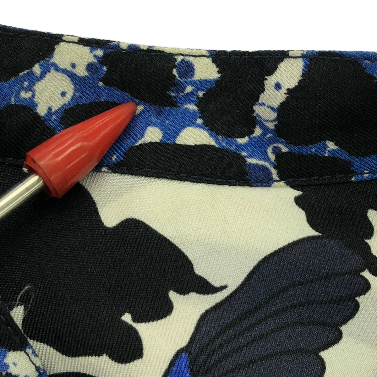 【美品】  BANANATIME / バナナタイム | silk 100％ / シルク 総柄 バンドカラー ドレス ワンピース | XS | ホワイト/ブルー | レディース