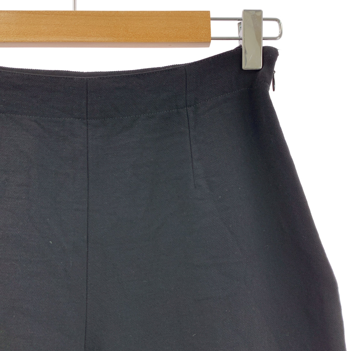 ALAIA / アライア – KLD