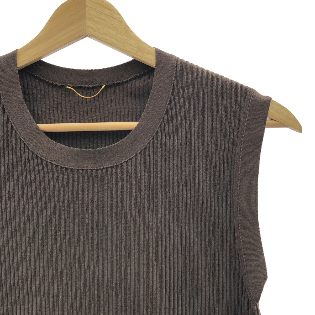 [狀況極佳] MUSE de Deuxieme Classe | 2025SS | 最新美妝 / 圓領針織上衣 | F碼 | 棕色 | 女款