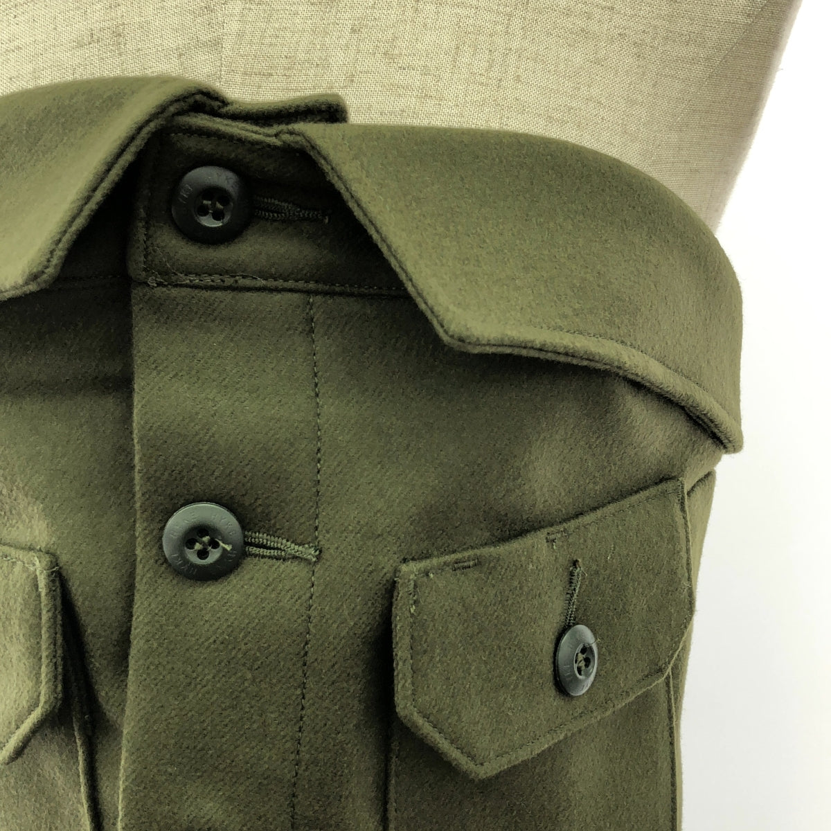 [品相良好] HYKE | 2024AW | 羊毛露肩上衣 / 麥爾登羊毛緊身胸衣 | 01 | 橄欖褐色 | 女款