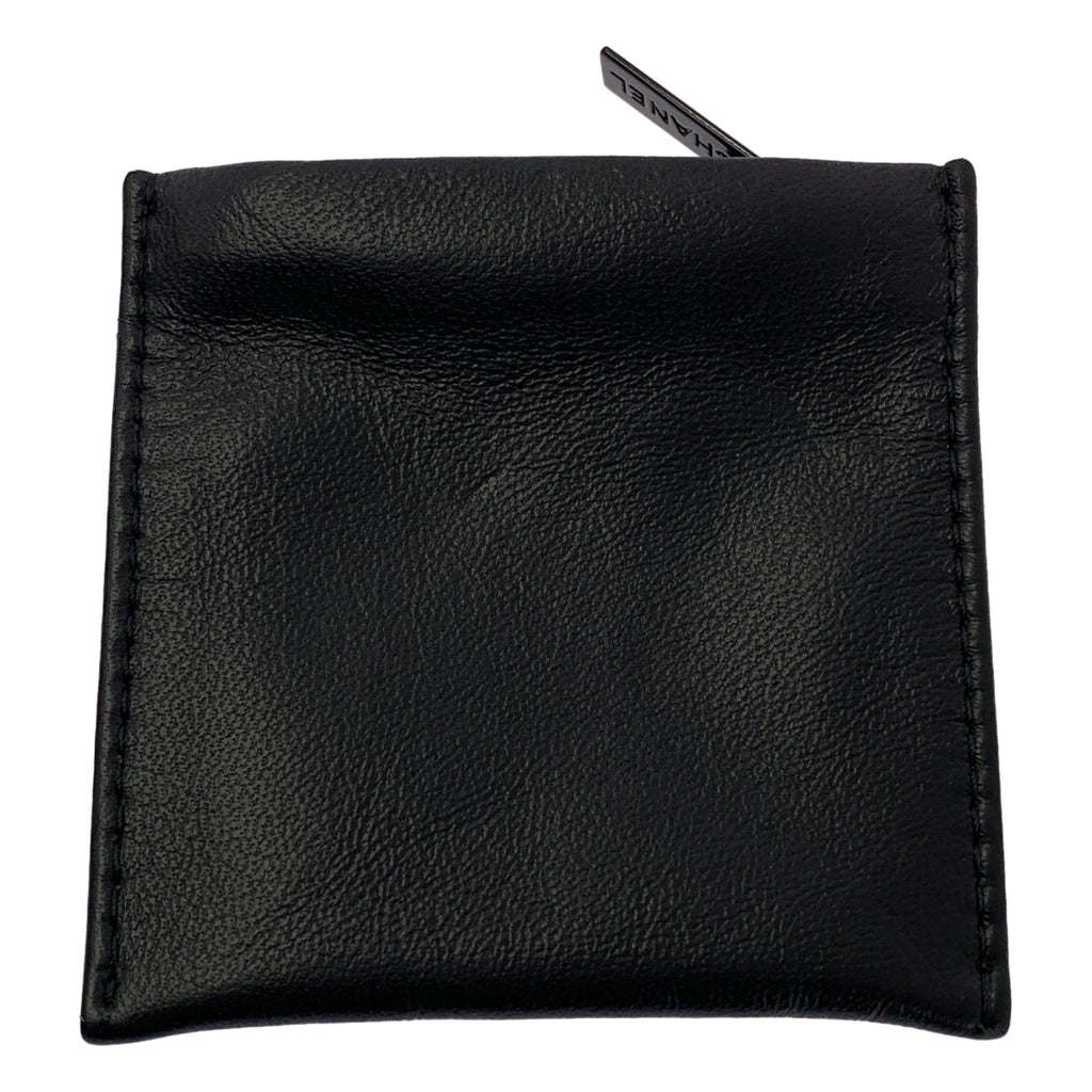 CHANEL / シャネル | レザー エンボスロゴ ジュエリーポーチ |