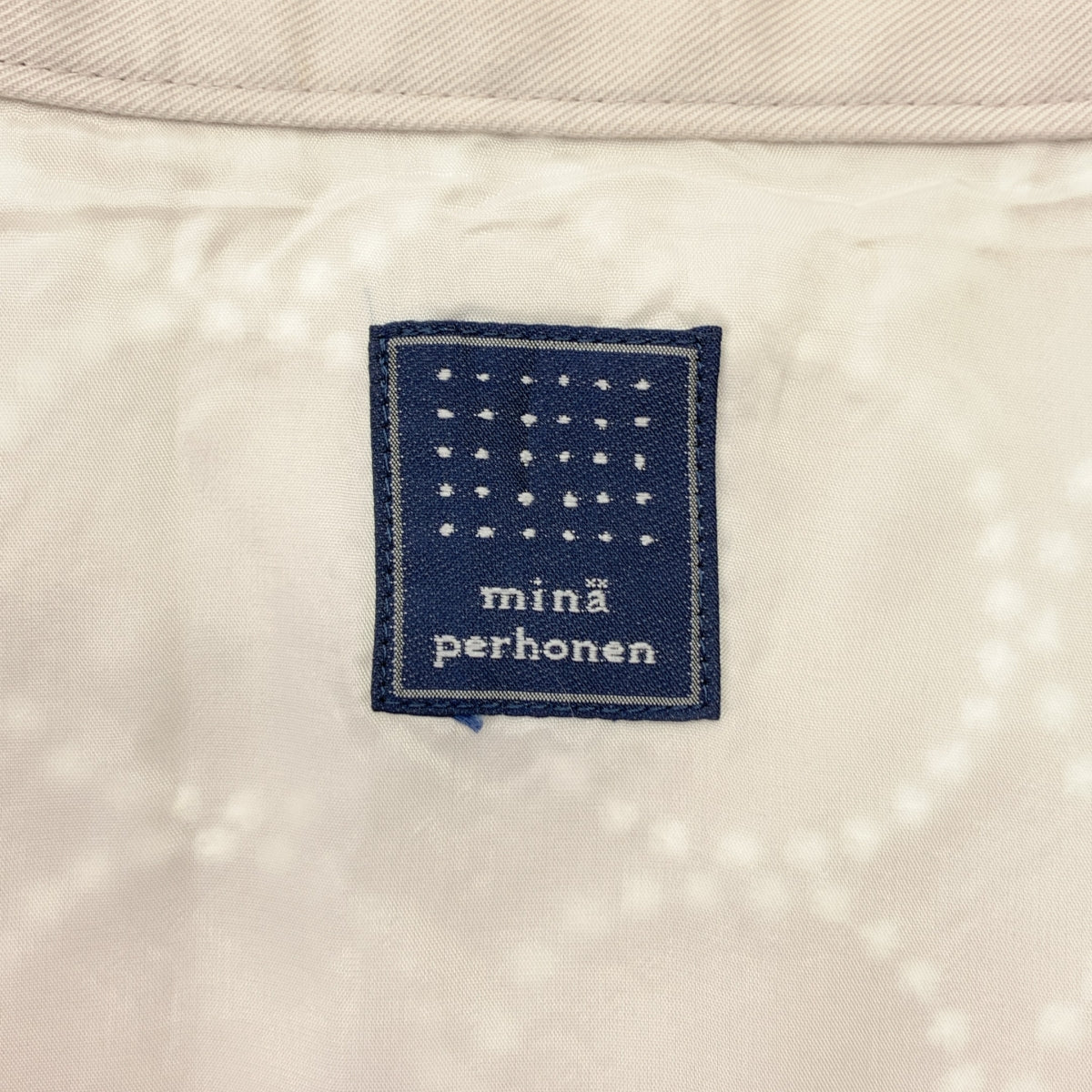 mina perhonen / 미나펠호넨 | tambourine / 탬버린 엠브로이드리 사이드 지퍼 스커트 / 총 안감 |