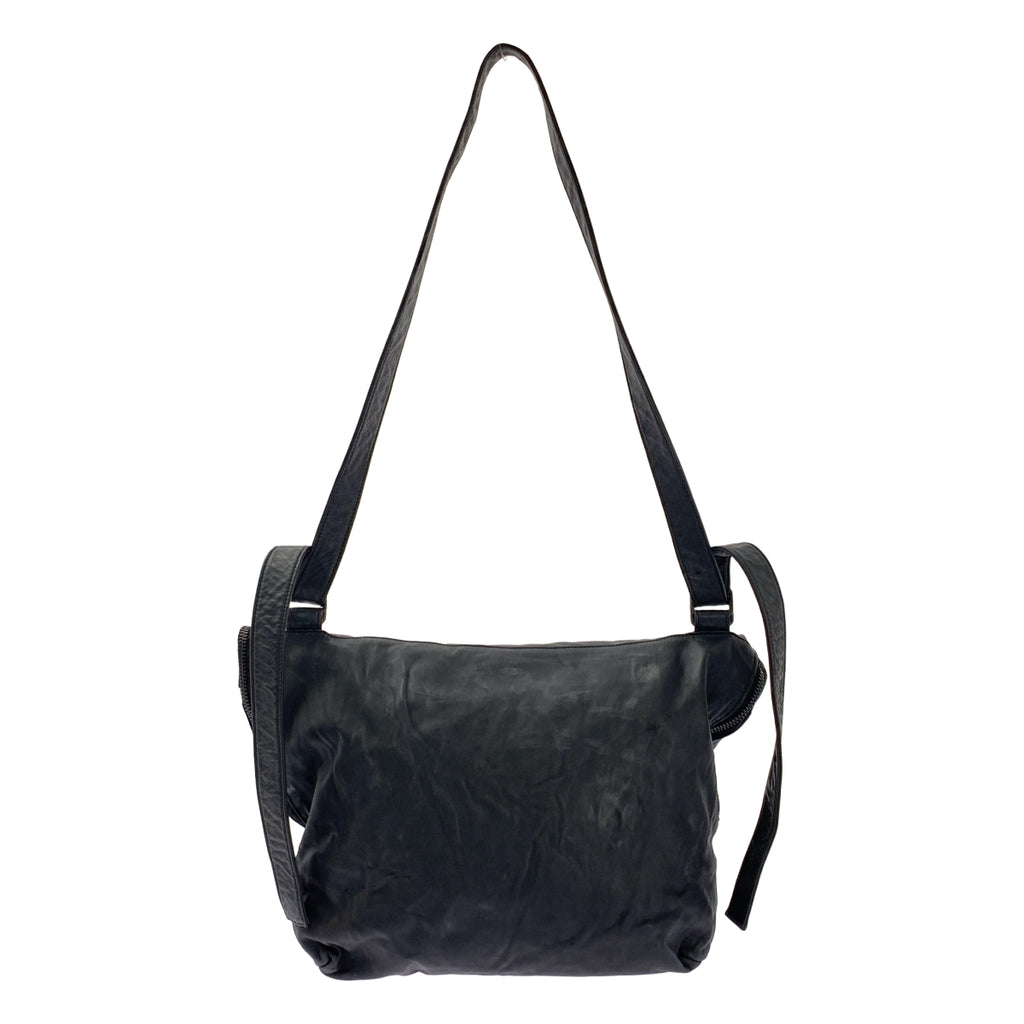 YOHJI YAMAMOTO POUR HOMME / 요우지야마모토풀 옴므 | 2025SS | PRODUCT DYEING HORSE FLAP SHOULDER BAG 가죽 숄더백 |
