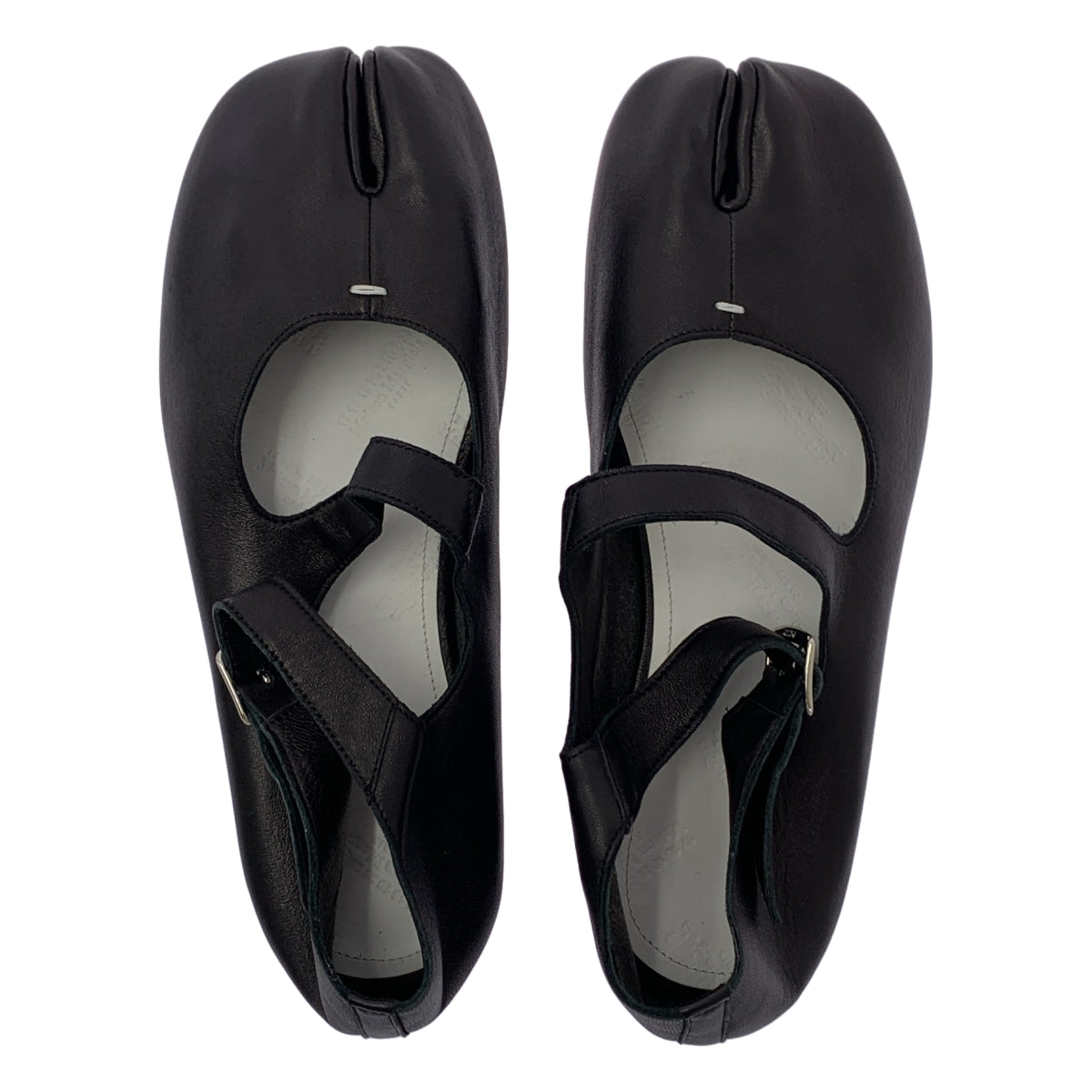 Maison Margiela |巴黎時裝週Tabi 雙肩帶芭蕾舞鞋 | Tabi 皮革綁帶芭蕾平底鞋 | SHOPBOP