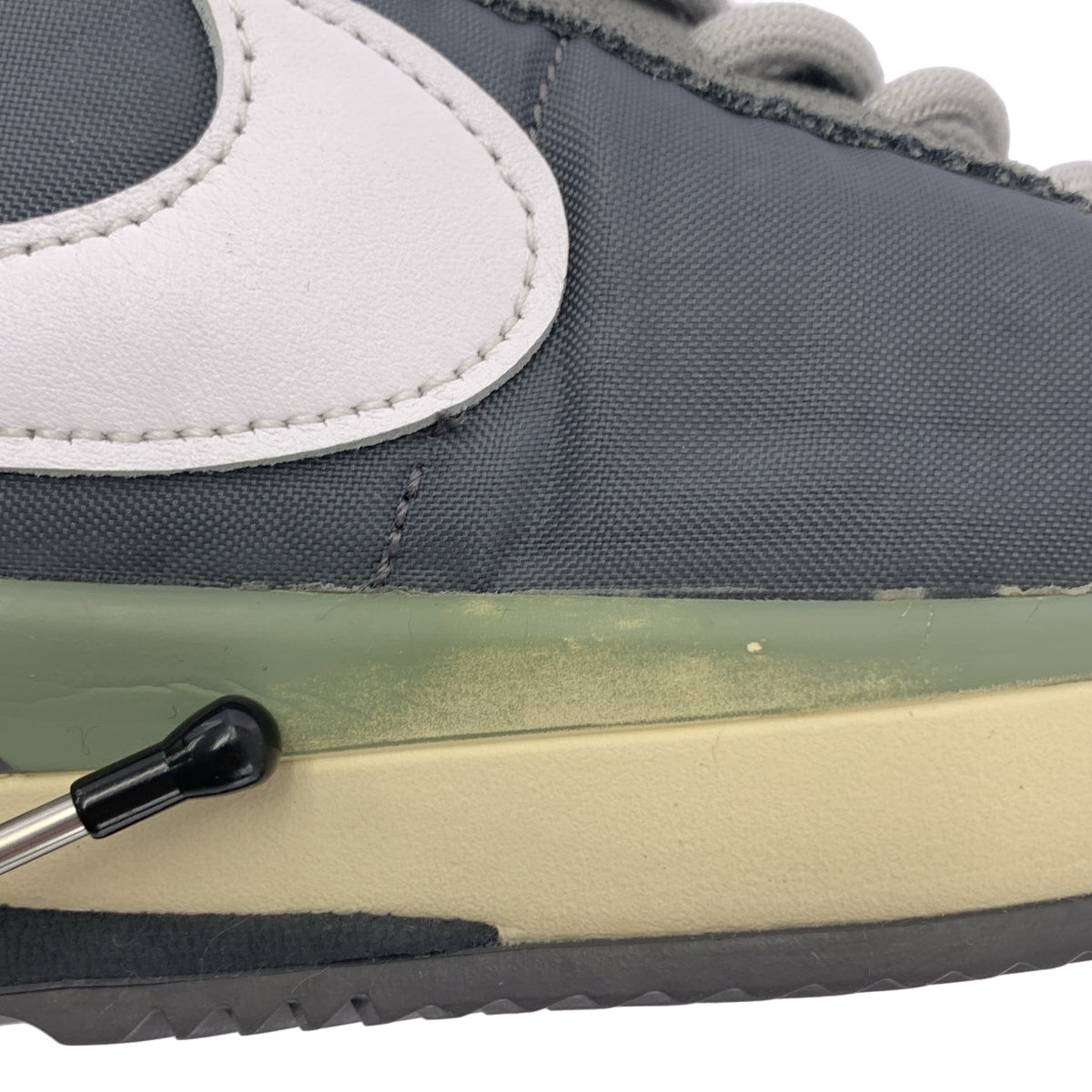 sacai | 2022 秋冬 | Nike Zoom Cortez 鐵灰色運動鞋 | 26 號 | 灰色 | 男款