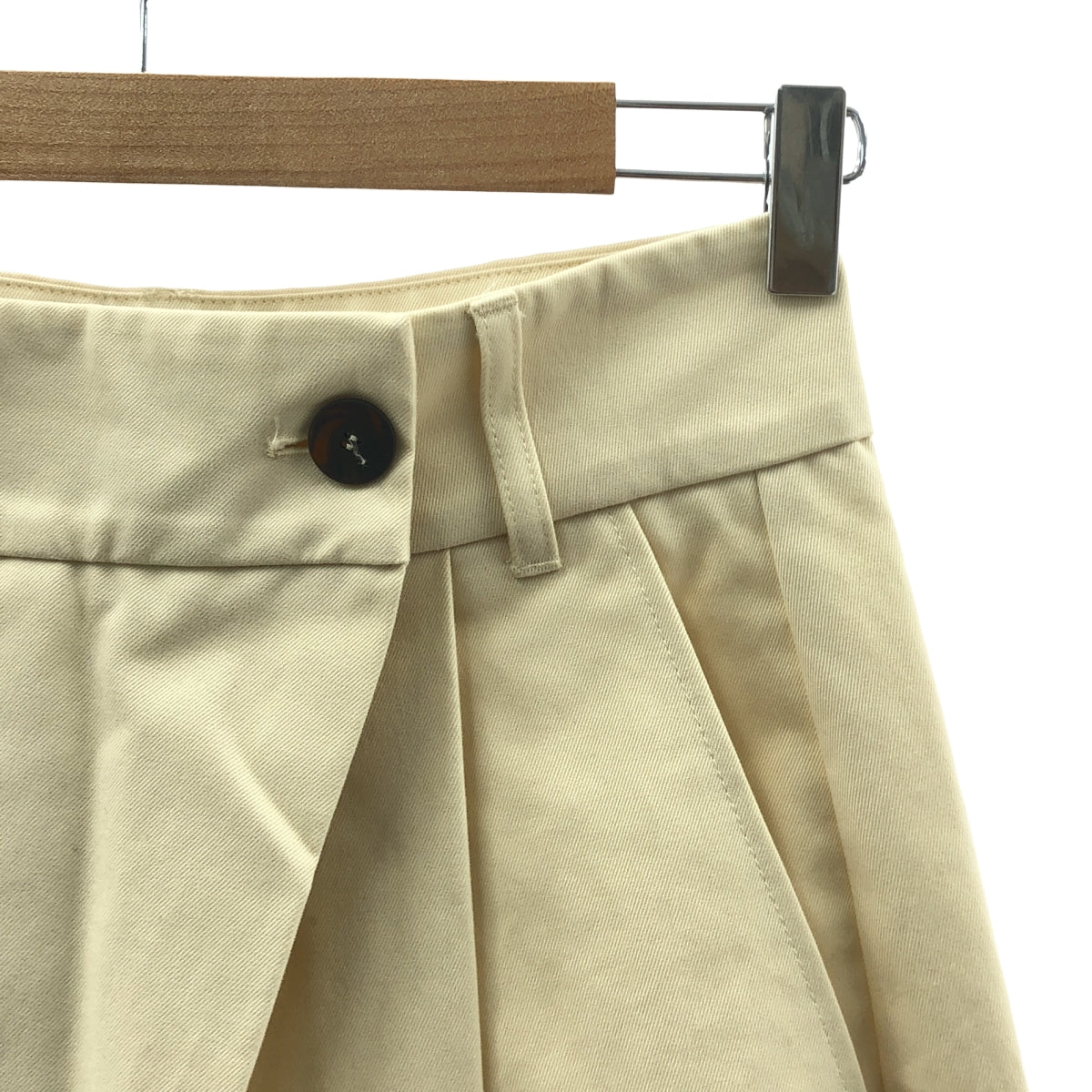 Studio Nicholson / スタジオニコルソン | PEACHED COTTON TWILL WRAP PANTS / ピーチド コットン タック テーパード ワイド パンツ | 0 | クリーム | レディース