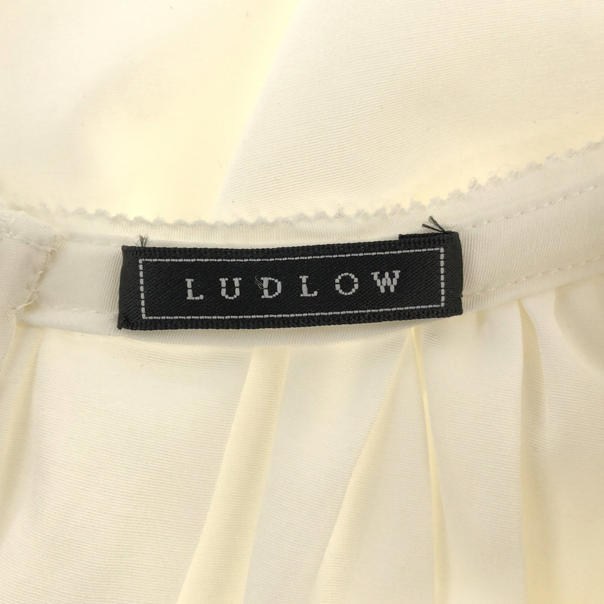 美品】 LUDLOW / ラドロー | ネックギャザープルオーバーブラウス | 1 | ホワイト | レディース – KLD