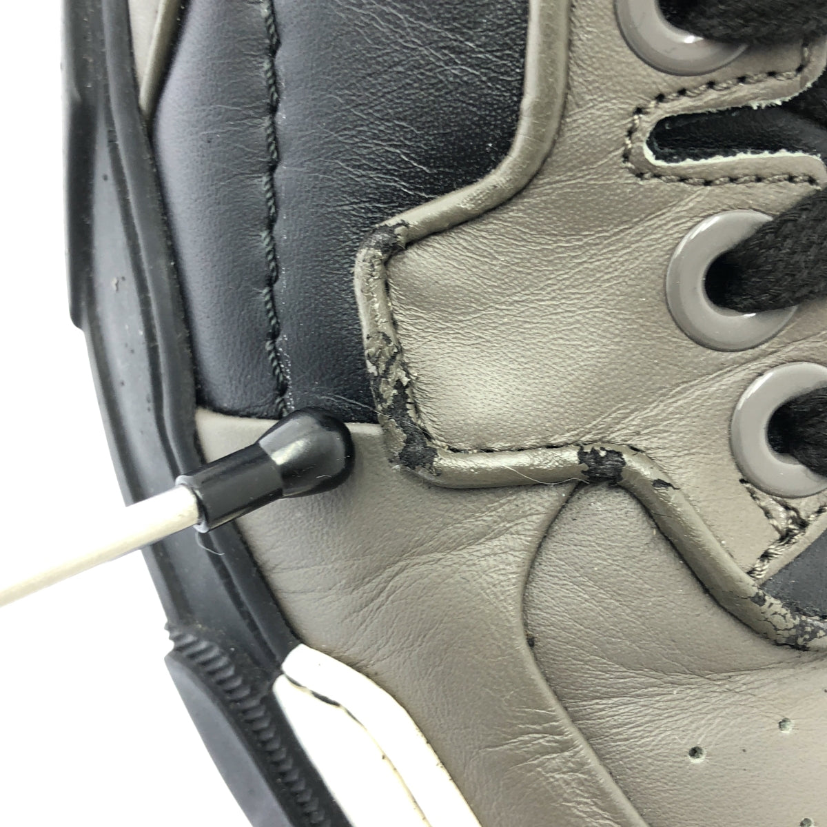 GIVENCHY / 지방시 | 스터드 하이 컷 운동화 | 42 |