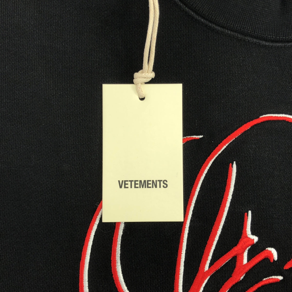 [新品] VETEMENTS | 2023 秋冬 | JAVA 刺繡 T 卹 寬鬆刺繡衛衣 | M 碼 | 黑色 | 男款