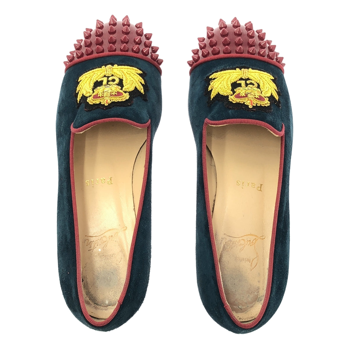 Christian Louboutin / 기독교 루부탄 | INTERN FLAT 스터드 엠블럼 자수 벨루어 슬리폰 신발 | 36 |