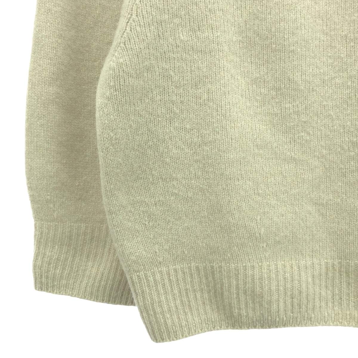 乾淨整齊 | 2023AW | 瓶頸式蝙蝠袖針織衫 | F | 米色 | 女款