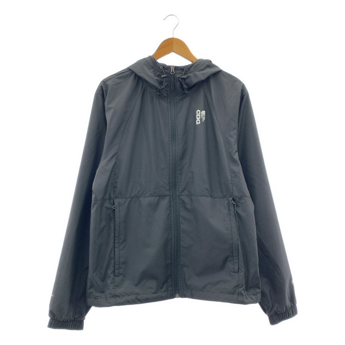 CDG by Comme des Garcons. / 시디지 콤데 갤슨 |