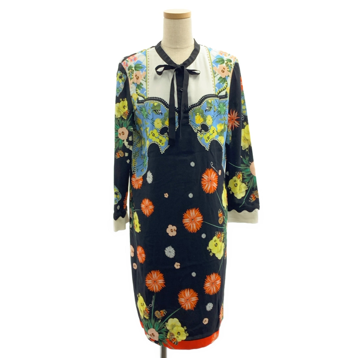 CLASS Roberto Cavalli / クラスロベルトカヴァリ – KLD