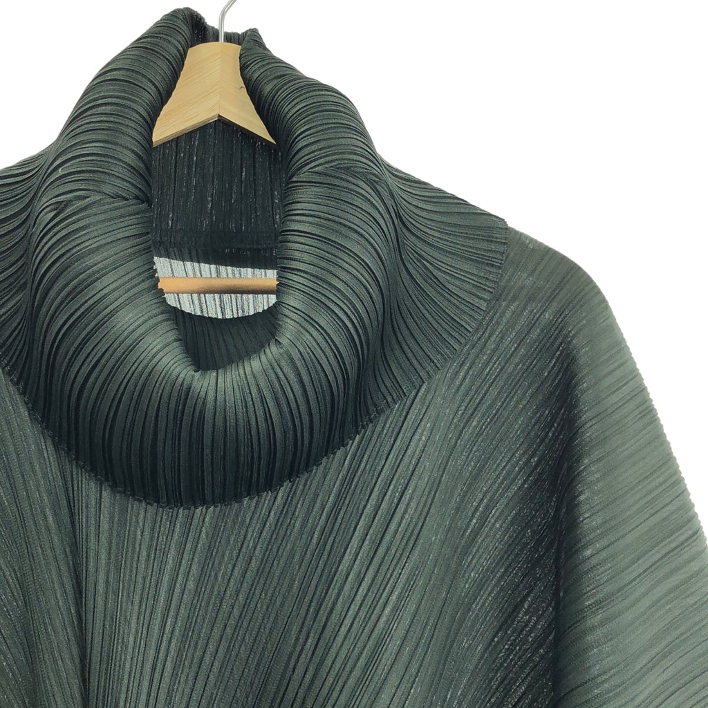 PLEATS PLEASE ISSEY MIYAKE | 不對稱高領開衩蓬鬆套頭斗篷 | 尺寸 3 | 女款