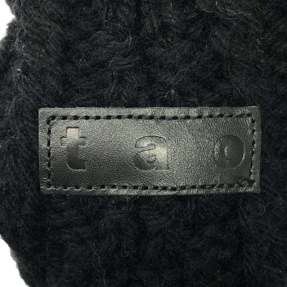 【美品】  tao COMME des GARCONS / タオコムデギャルソン | × UGG / アグ 異素材 切替 レザーパッチ ケーブルニット ムートンブーツ | 24 | ブラック | レディース