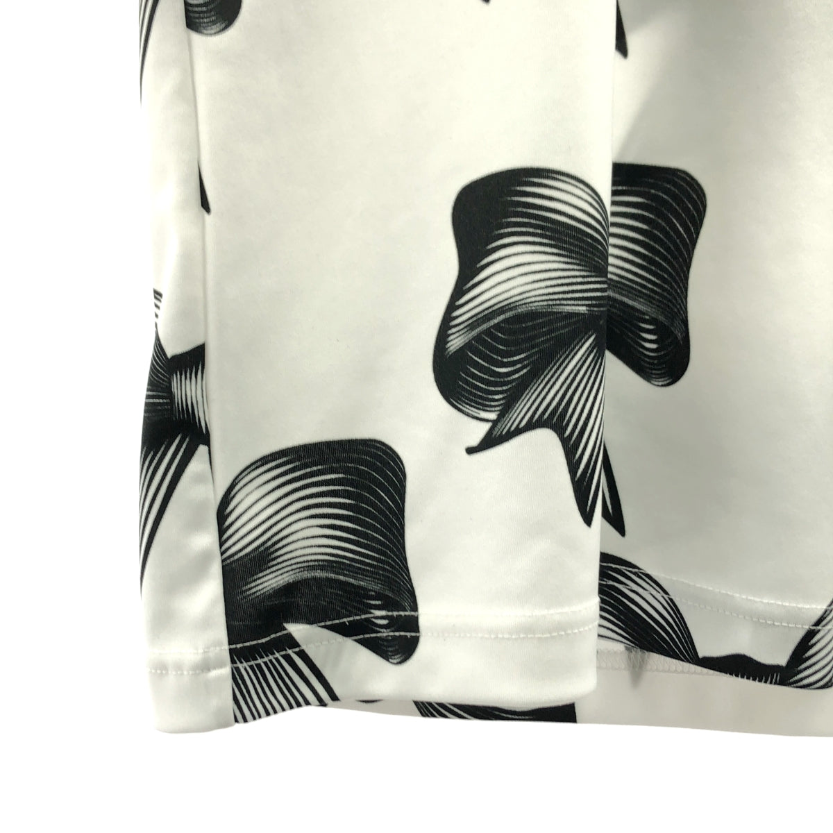 COMME des GARÇONS | 2022 春夏 | 聚酯絲帶印花圓領 T 卹 | XS 碼 | 女款