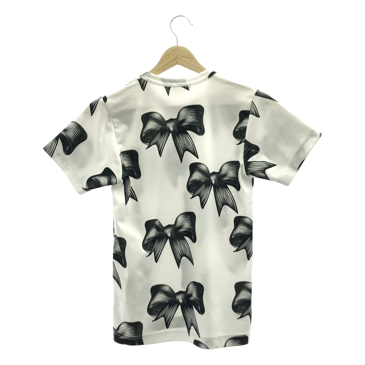 COMME des GARÇONS | 2022 春夏 | 聚酯絲帶印花圓領 T 卹 | XS 碼 | 女款