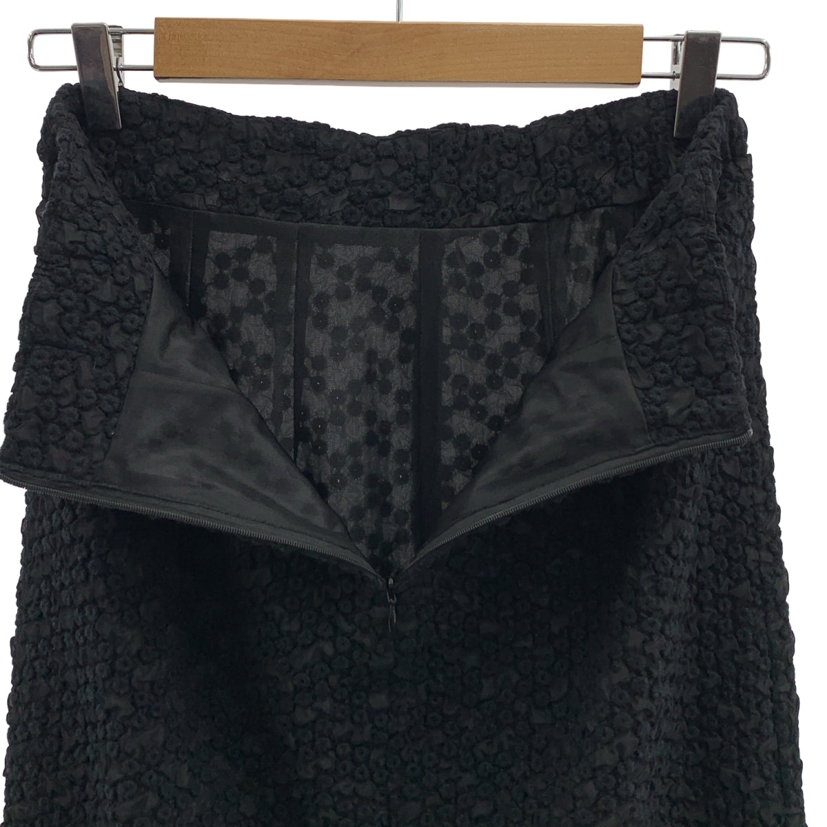 cygne / シーニュ | オリジナル刺しゅうシースルーペンシルスカート | 1 | レディース